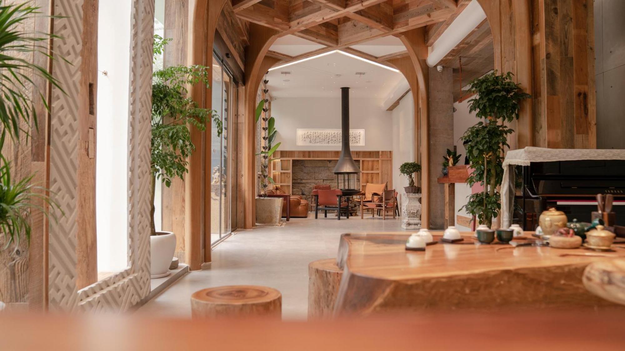 Patio Spring Holiday Inn -- Free Round Trip Pick-Up Service --Panoramic View Of Tianmen Mount Zhangjiajie Bagian luar foto