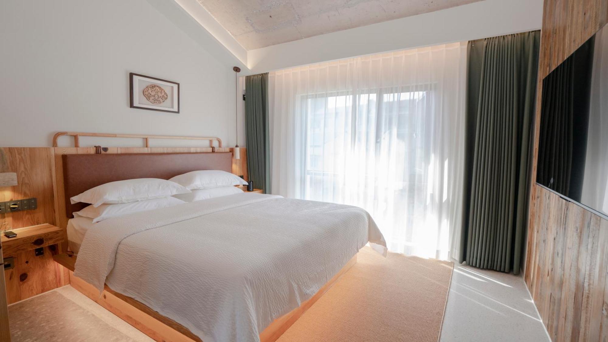 Patio Spring Holiday Inn -- Free Round Trip Pick-Up Service --Panoramic View Of Tianmen Mount Zhangjiajie Bagian luar foto