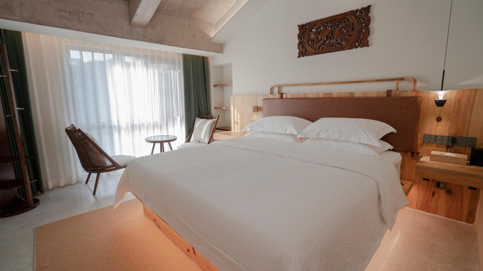 Patio Spring Holiday Inn -- Free Round Trip Pick-Up Service --Panoramic View Of Tianmen Mount Zhangjiajie Bagian luar foto