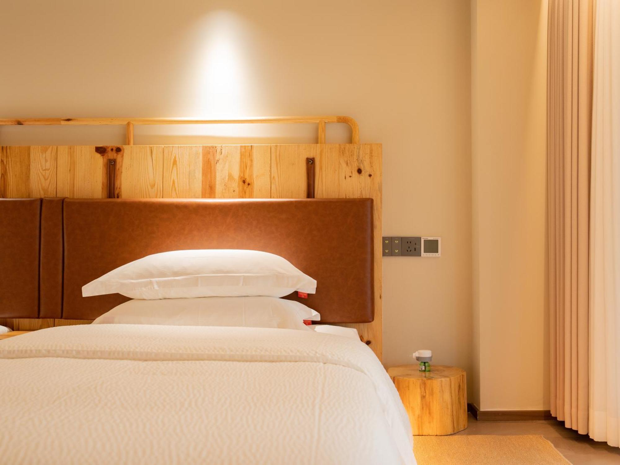 Patio Spring Holiday Inn -- Free Round Trip Pick-Up Service --Panoramic View Of Tianmen Mount Zhangjiajie Bagian luar foto